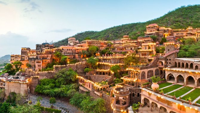 Neemrana Fort